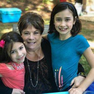 Meet your Posher, Debbie